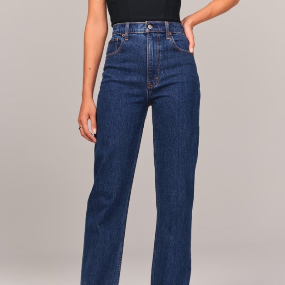 Abercrombie Curve Love 90's Ultra High Rise Straight Jean